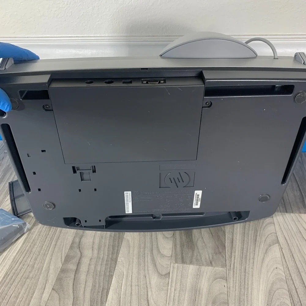 HP Hewlett Packard ScanJet 5590 Flatbed Scanner New‎